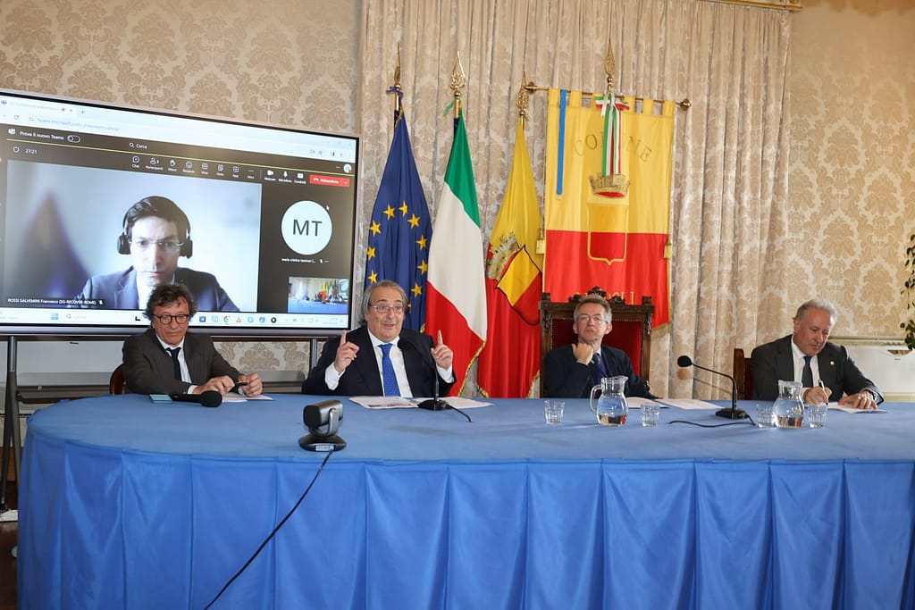 Dentro il Mediterraneo per un nuovo Sud: presentato Feuromed