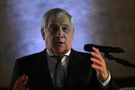 Migranti, Tajani: