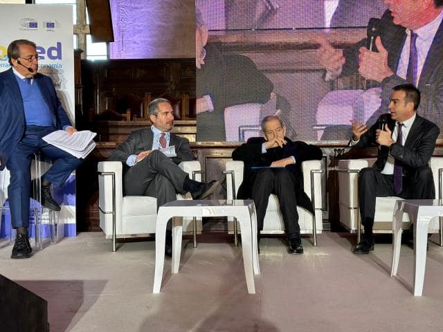 Porti: Occhiuto, Gioia Tauro opportunità, sviluppiamo Zes e area retroportuale